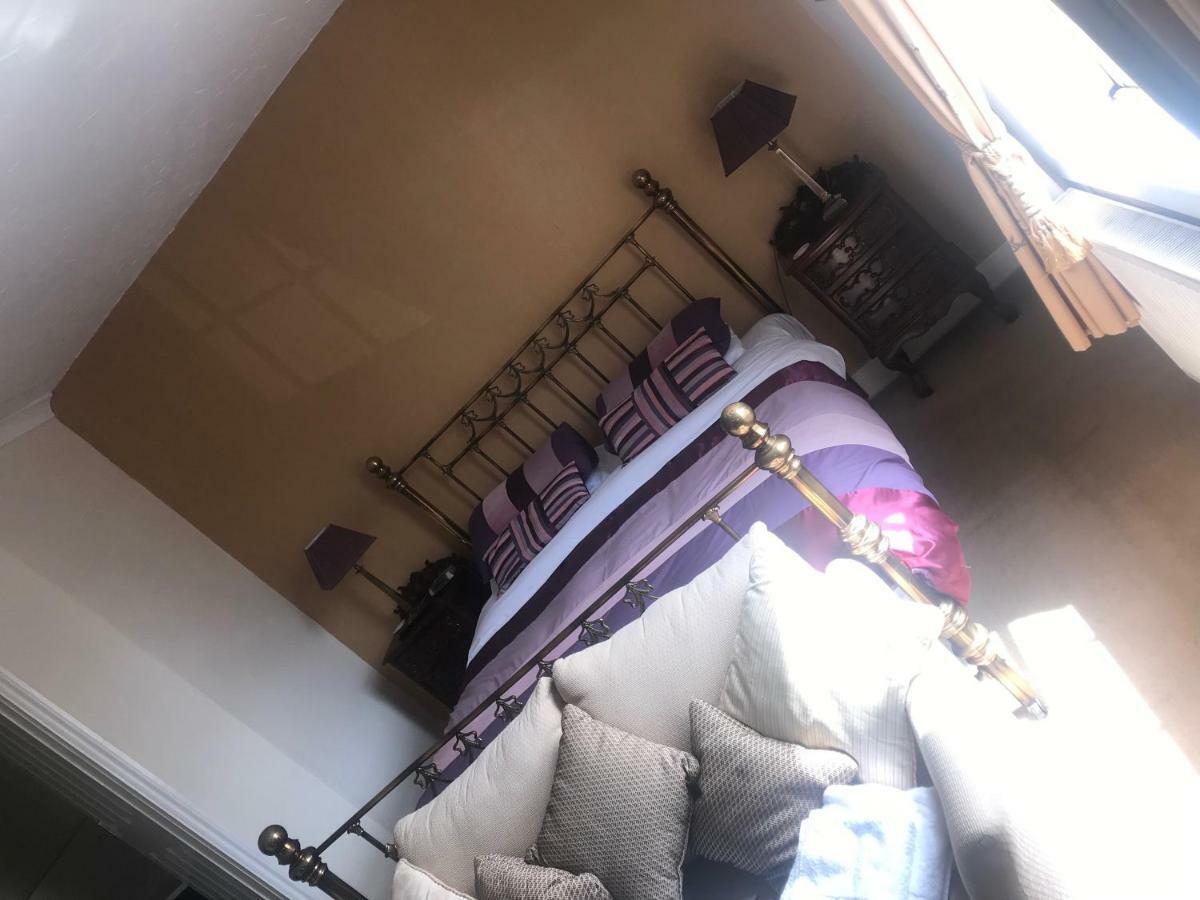 Hotel The Lion Broseley Exterior foto